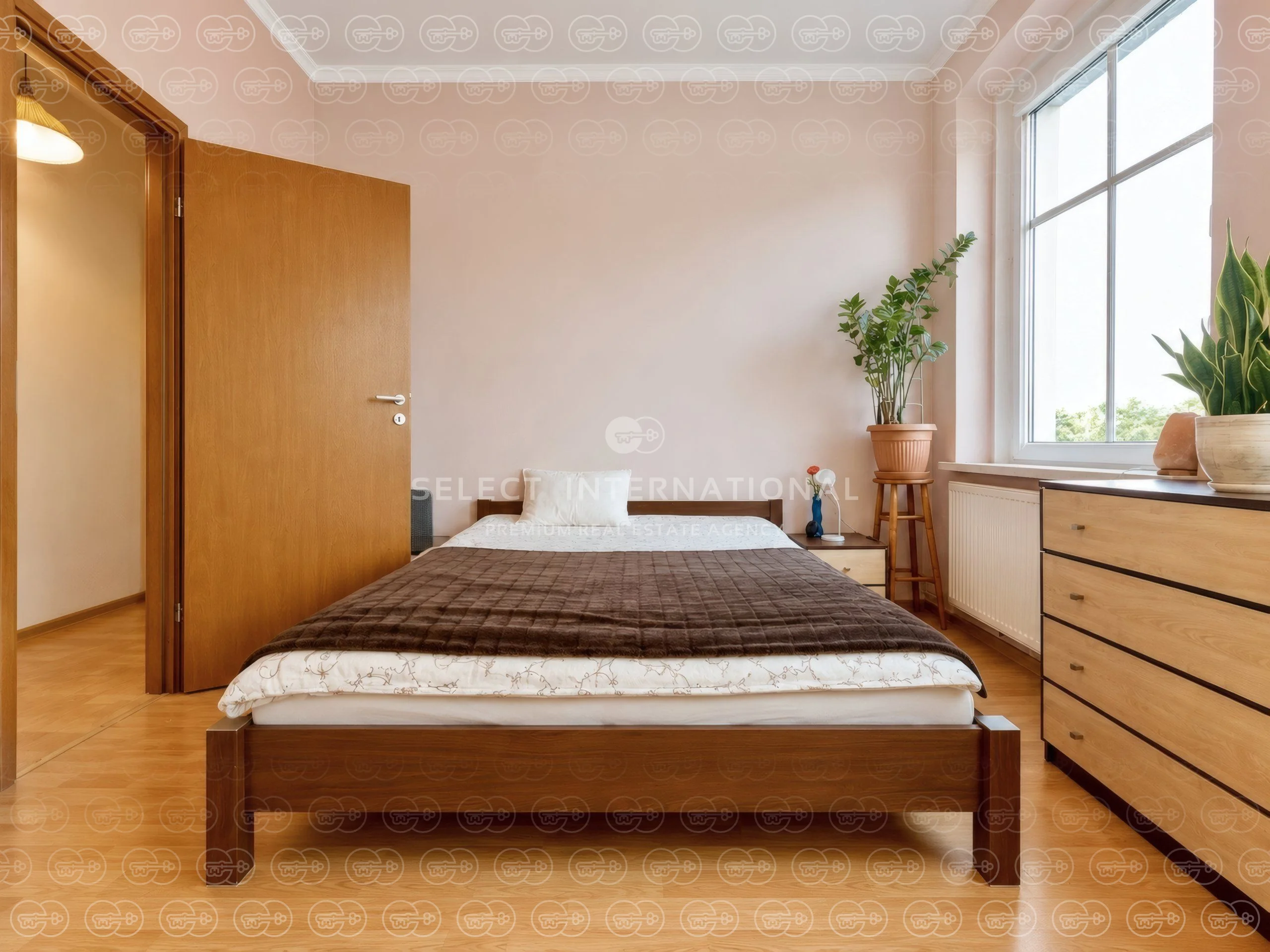 2 Pokoje w kamienicy, nowe instalacje, ogródek